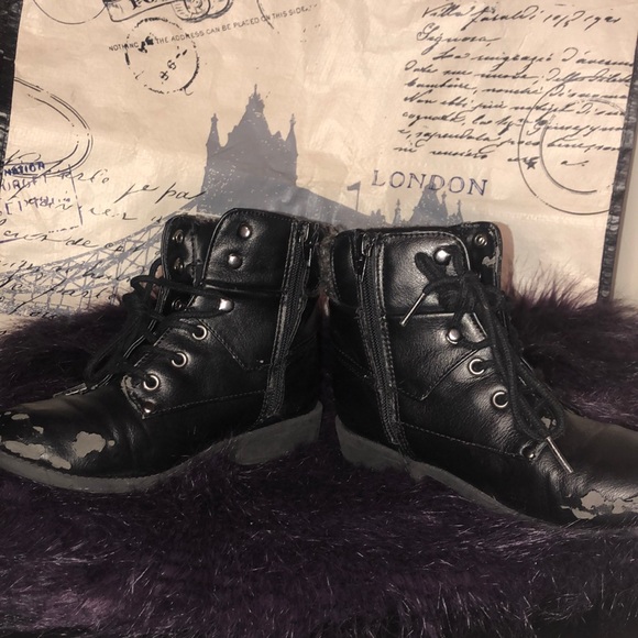 ✨Roebuck & Co Booties - Picture 3 of 7